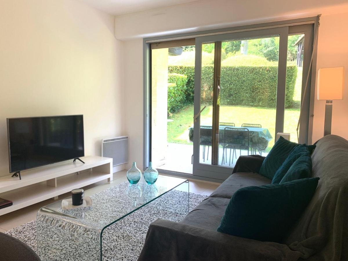 Rez-De-Jardin - Residence Avec Piscine - Deauville Dış mekan fotoğraf